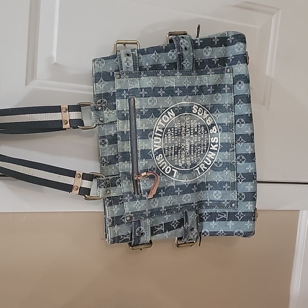 Handbag